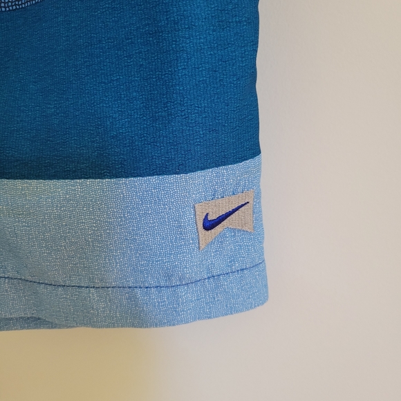 Nike Boys Board Shorts 14 Reg Swim Trunks Long Length Blue Green Stripes - Picture 4 of 7